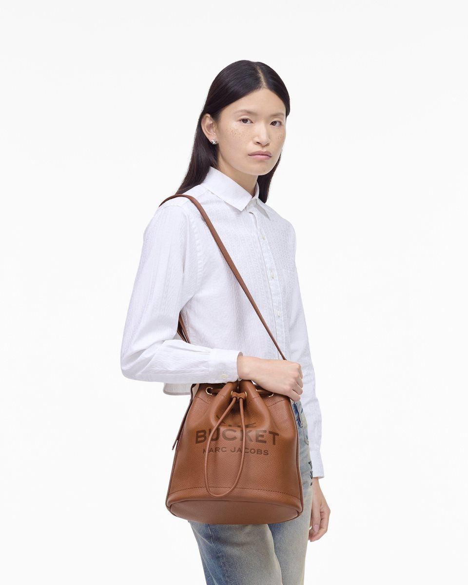 Argan Oil Marc Jacobs The Leather Large Bucket Bag | 041798-YVS