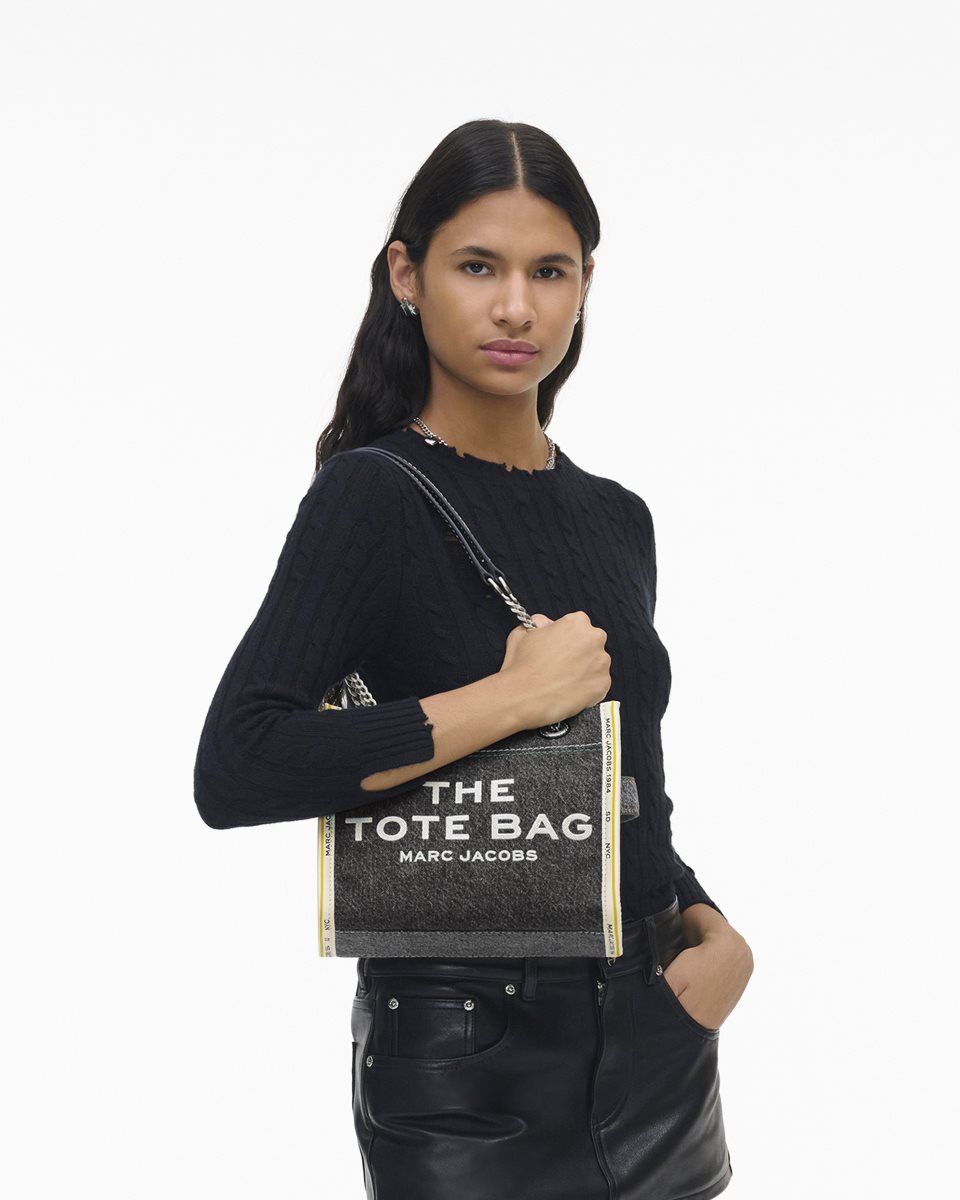 Black Wash Marc Jacobs The Denim Chain Small Tote Bag | 834912-NUH