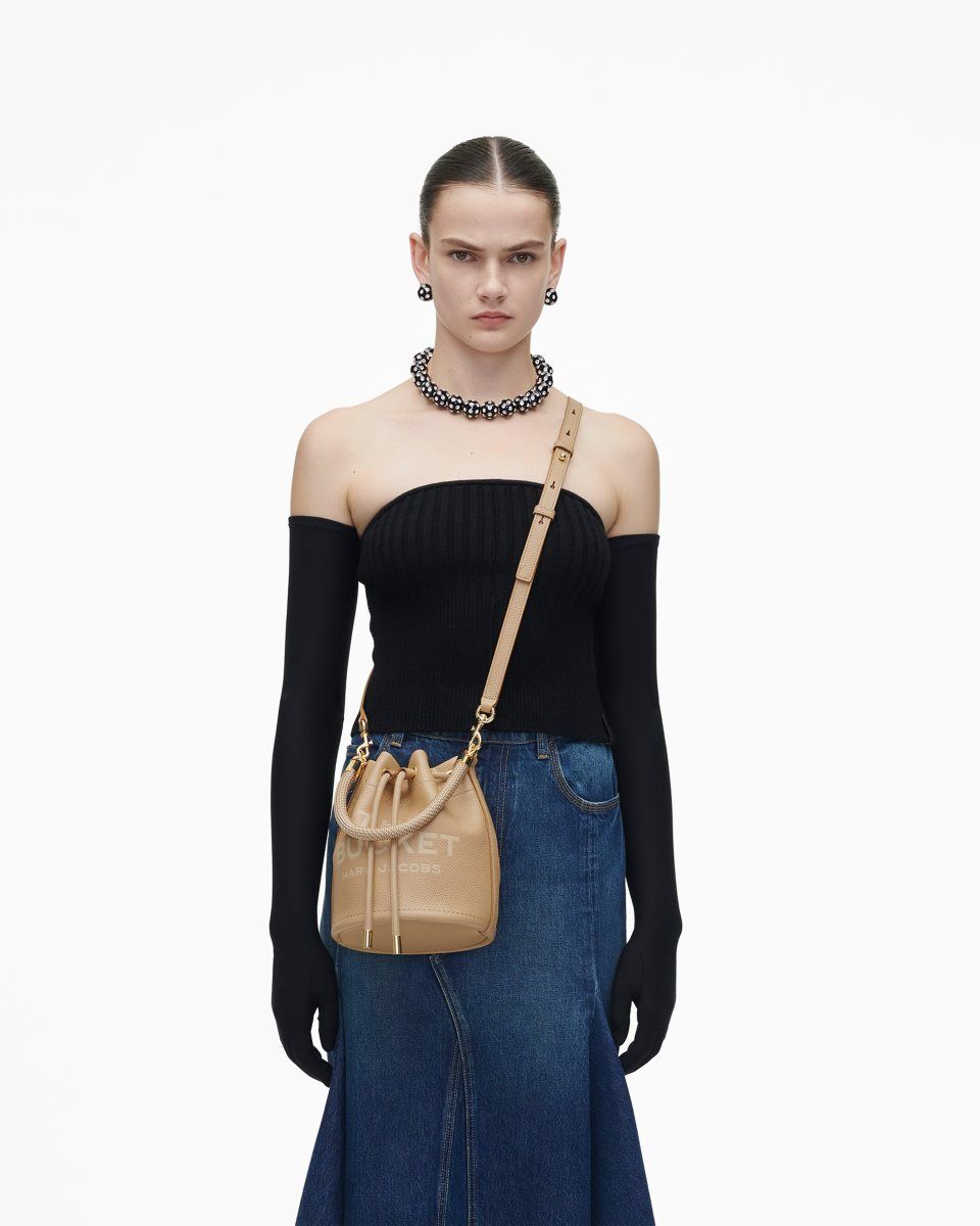 Brown Marc Jacobs The Leather Bucket Bag | 067184-BDK